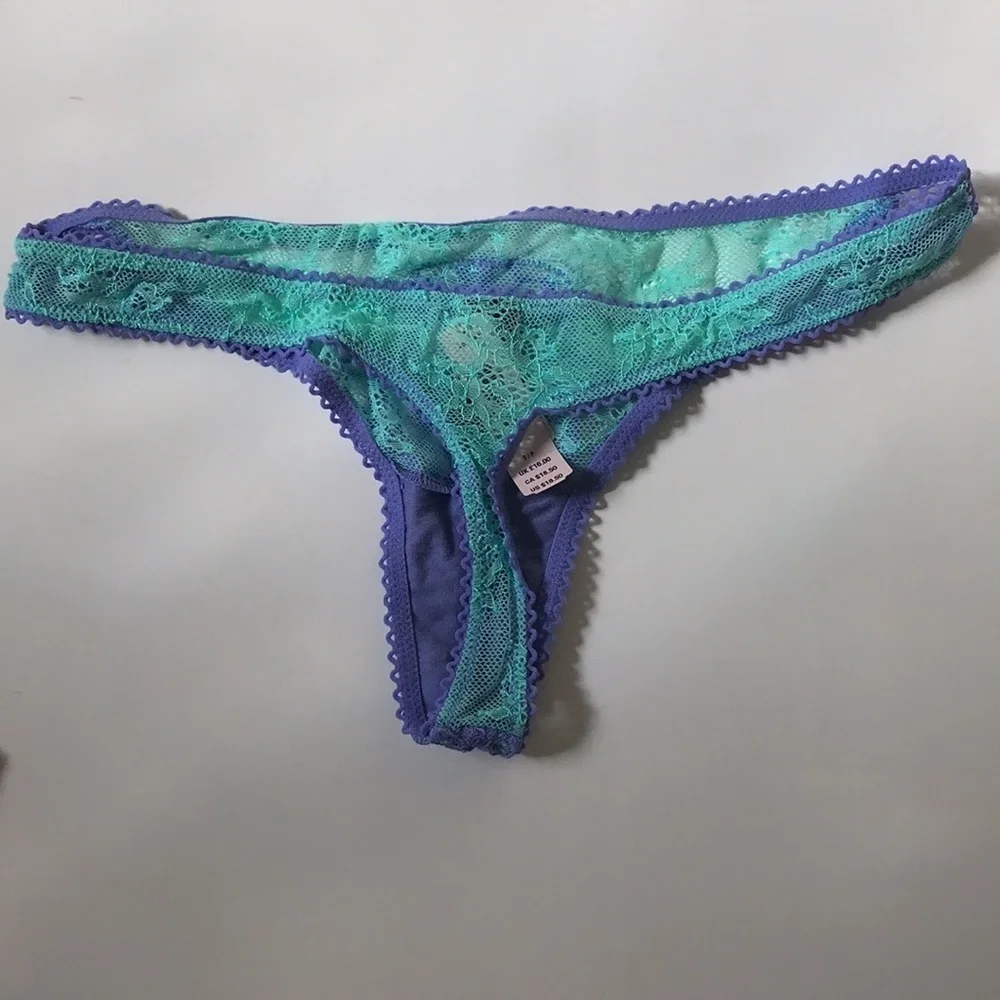 NWT Victoria’s secrets low rise blue and purple thongs/ tanga SzS